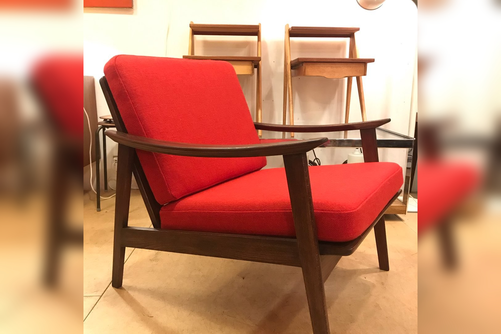 2 & 4 Vintage Furniture in London