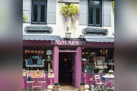 La Maison in Bourne End