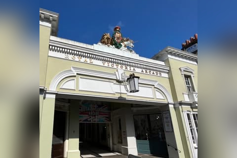Royal Victoria Arcade in Ryde