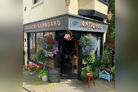 Country Cupboard Antiques in Leyburn