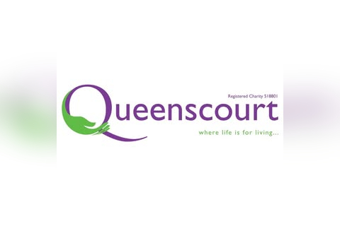 Queenscourt Hospice Charity Shop in Southport