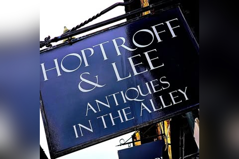 Hoptroff & Lee Antiques in Stamford