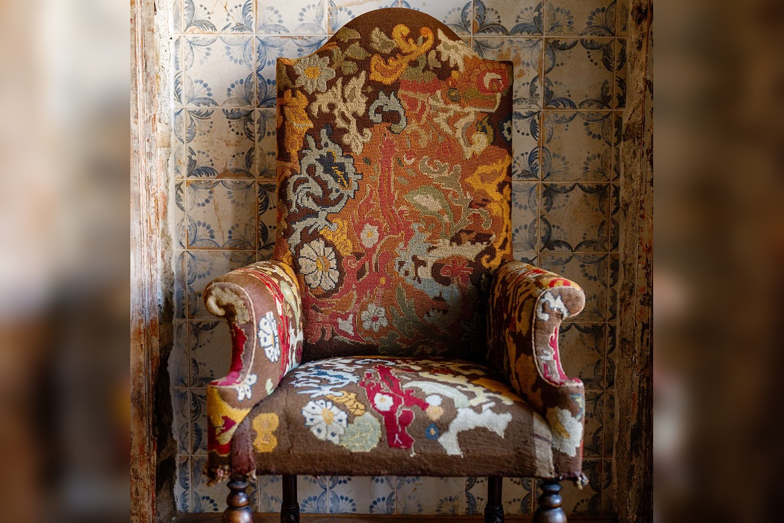 Joy Thorpe Decorative Antiques & Interiors