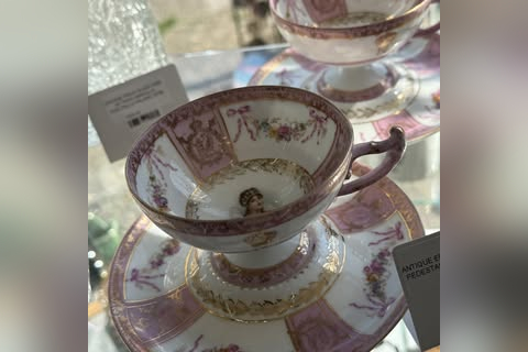 Island Antiques in Hayling Island