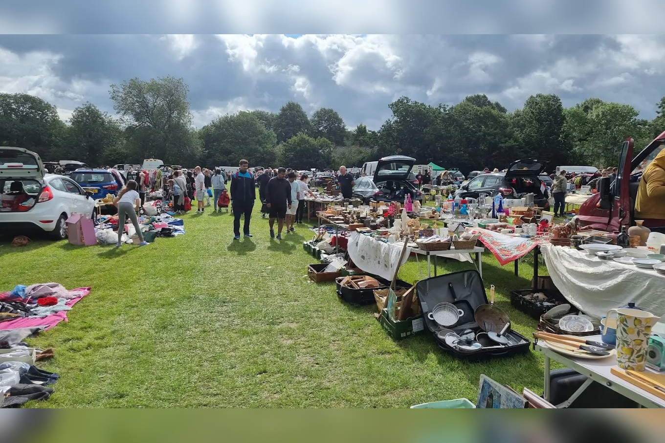 Hoggs Lane Car Boot Sale in Birmingham