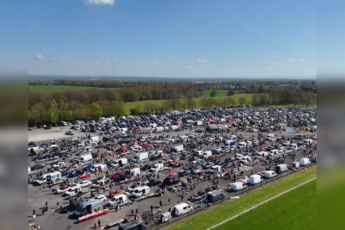 Haydock Racecourse car boot market in Newton-le-Willows