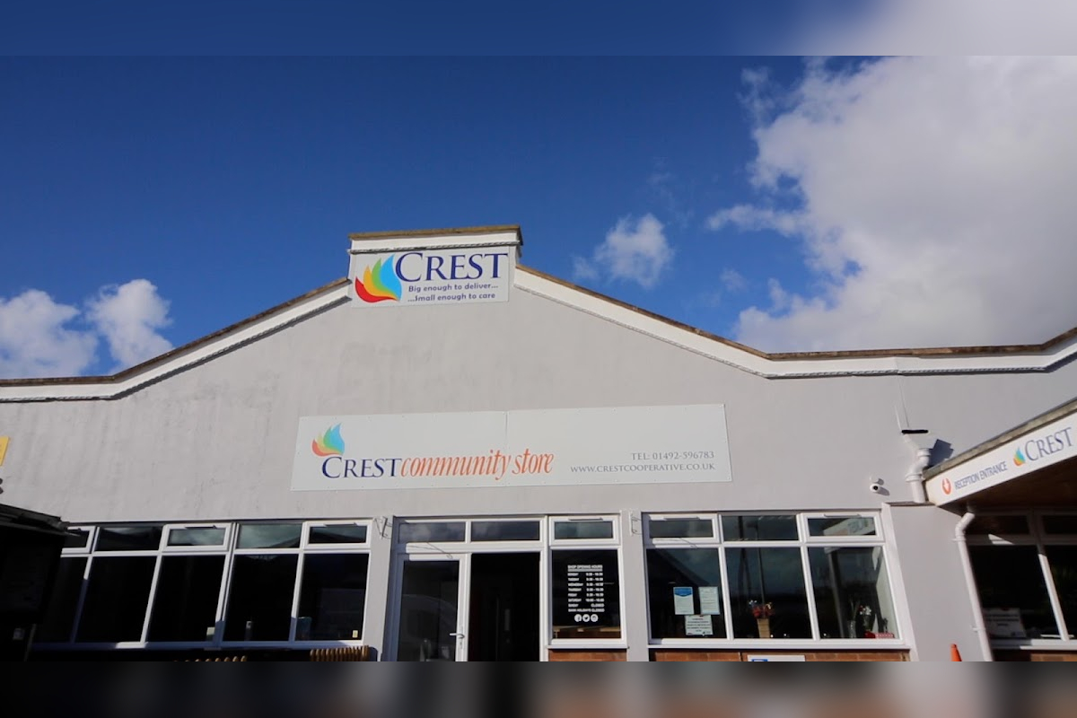 Crest in Llandudno Junction