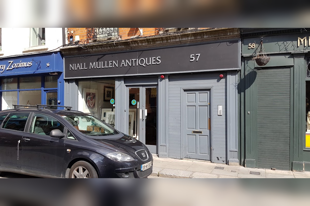 Niall Mullen Antiques in Dublin