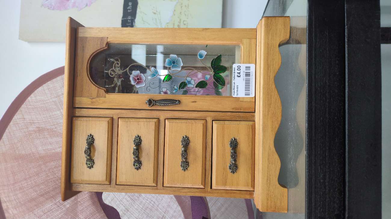 Stained glass jewellery box product bought at Hope rescue for £4.00