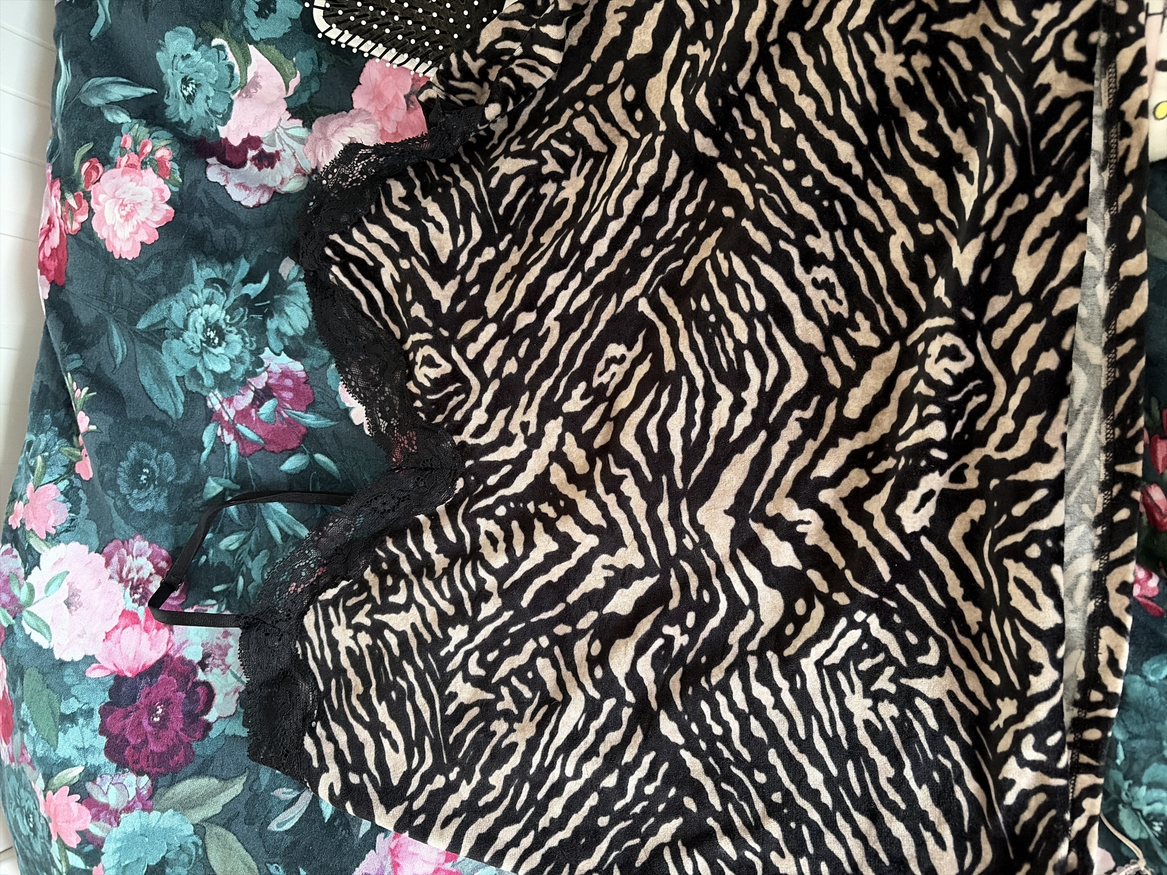 Lepoard/tiger print (idk) shirt! bought at Glass Onion for £10.00