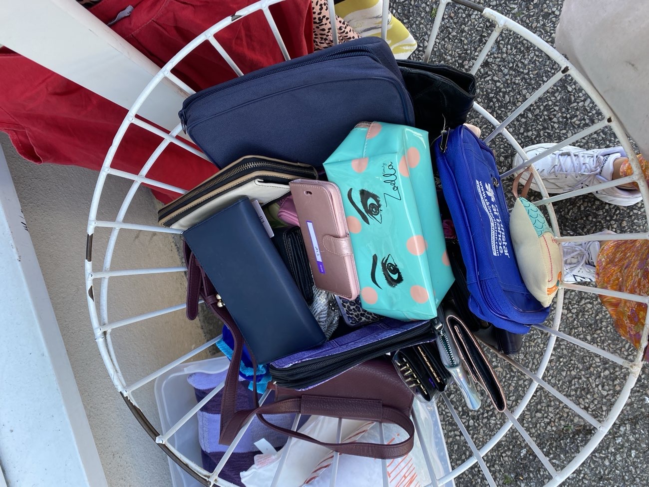Zoella Makeup Bag! nostalgic🥲 product bought at Salvation Army for £1.00