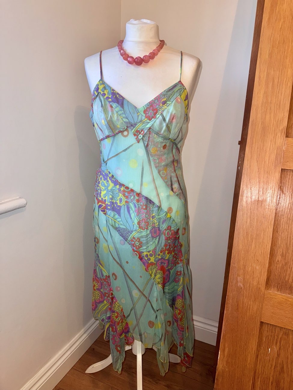 π«§Asymmetrical, multicolour dress - Pure Silk and Cotton + Β£2 Peach pearl bead necklace! π‘ bought at Cats Protection Charity Shop for Β£12.00