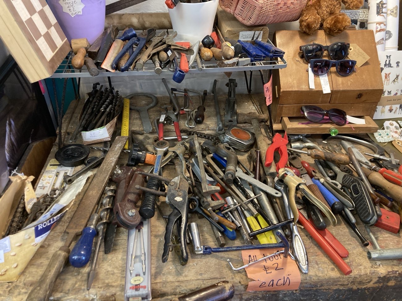 first time I see so many preloved tools! bought at Tarmount Studios Vintage Emporium for £2.00
