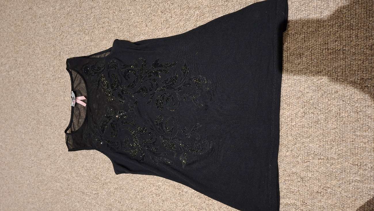 Super Stylish, Chic Lipsy 2000s, Sheer Mesh top! bought at British Heart Foundation for £3.00