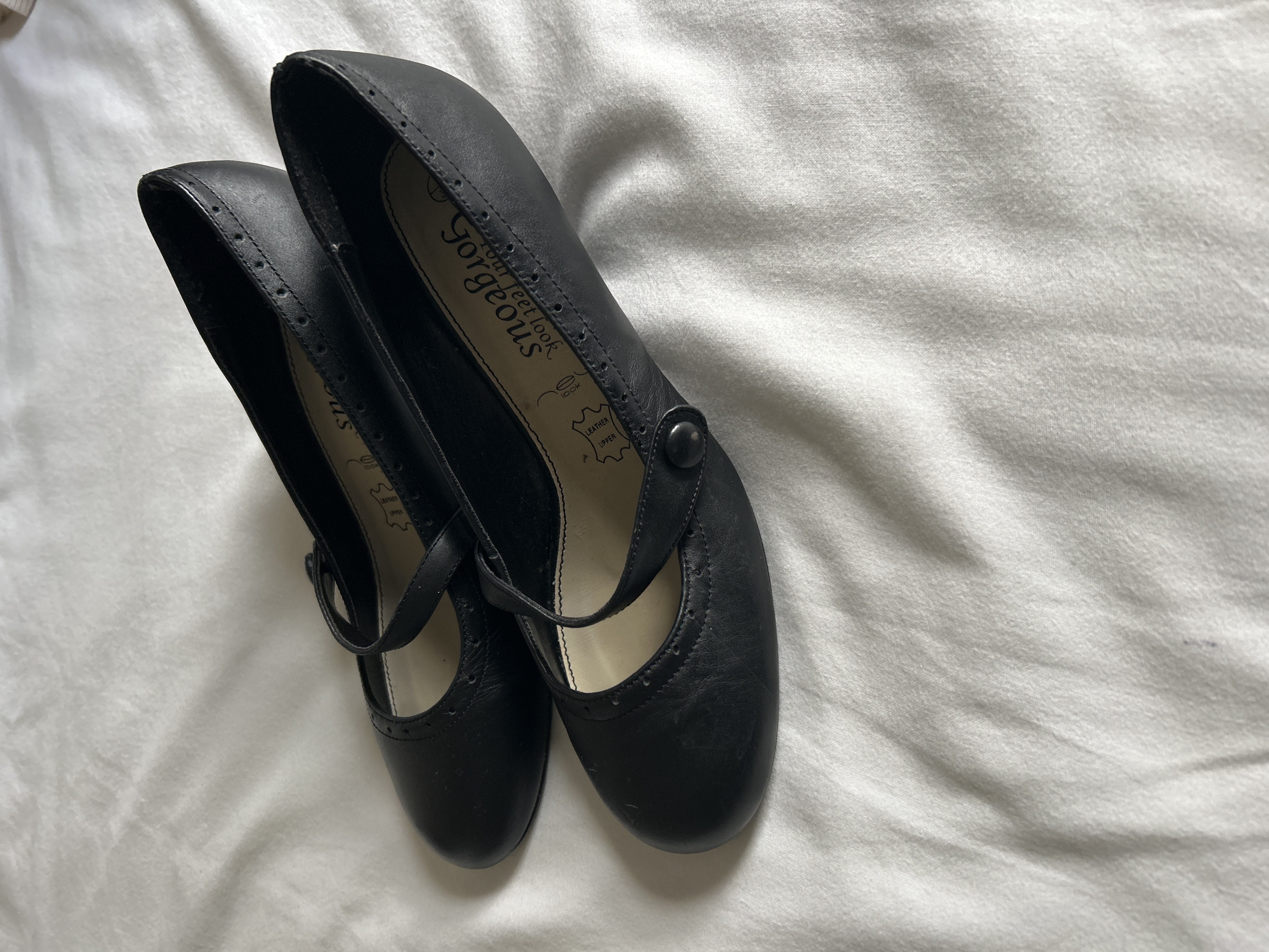 round toe black kitten heels with details product bought at Blue Cross for £5.00