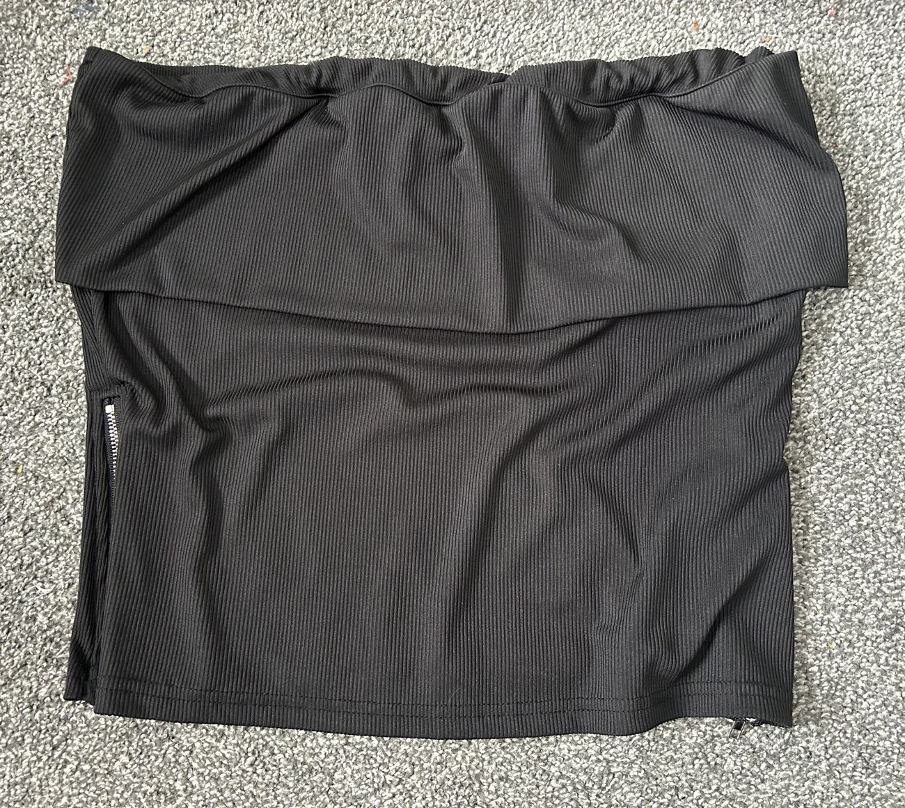 Black crop top with some cute zips on the side product bought at British Heart Foundation for £4.00