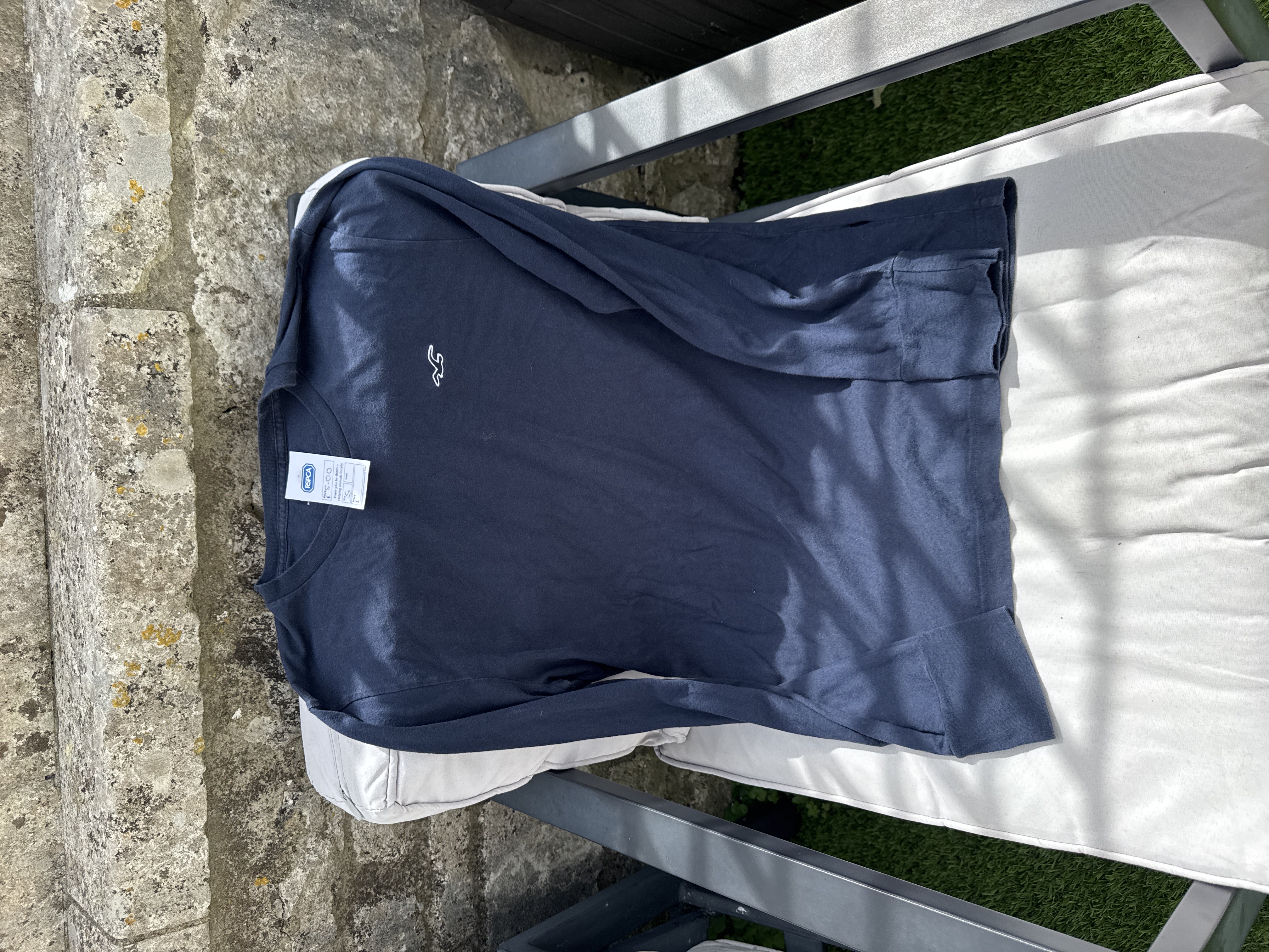 Hollister Long Sleeve Tshirt product bought at RSPCA for £5.00