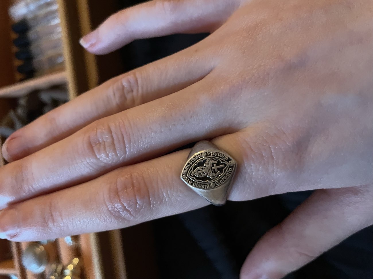 Vintage signet ring product bought at Carlton Antiques for £21.00