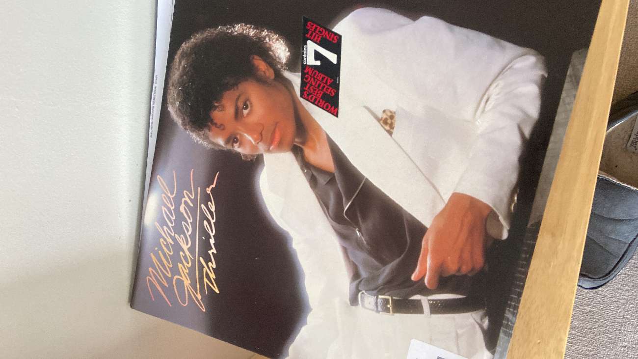 This was my first ever MJ record and got it for such a great price. bought at Cancer Research UK for Β£15.00