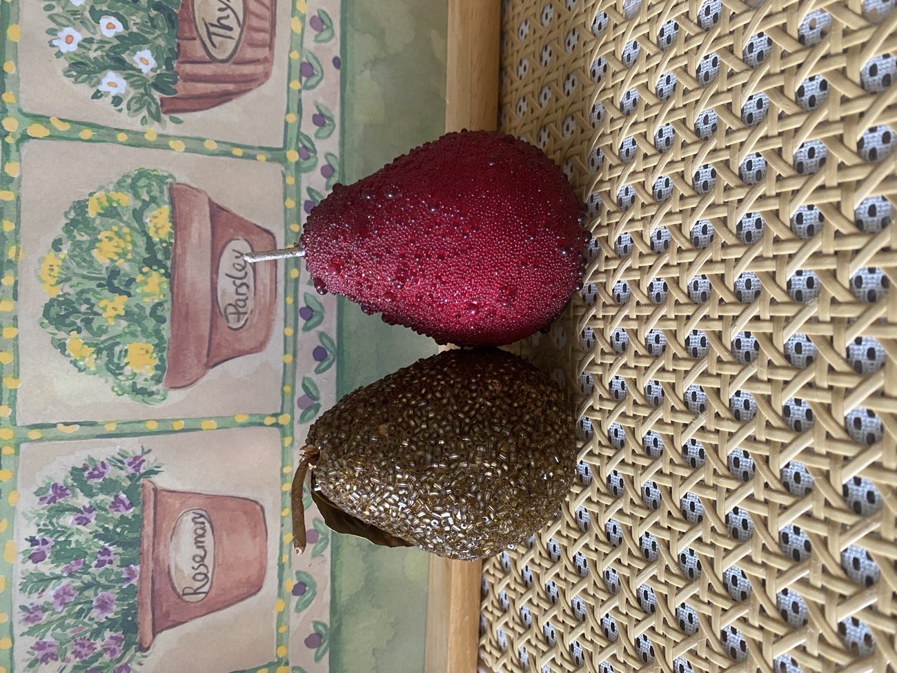 Beaded Hand~Crafted Pears x2 🍎 bought at Mind London for £1.00