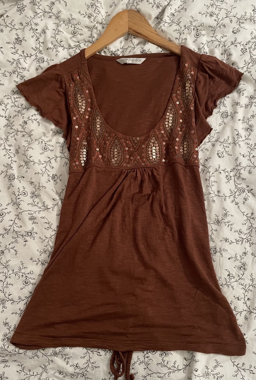 brown bead top product bought at St Luke's Hospice for £2.50