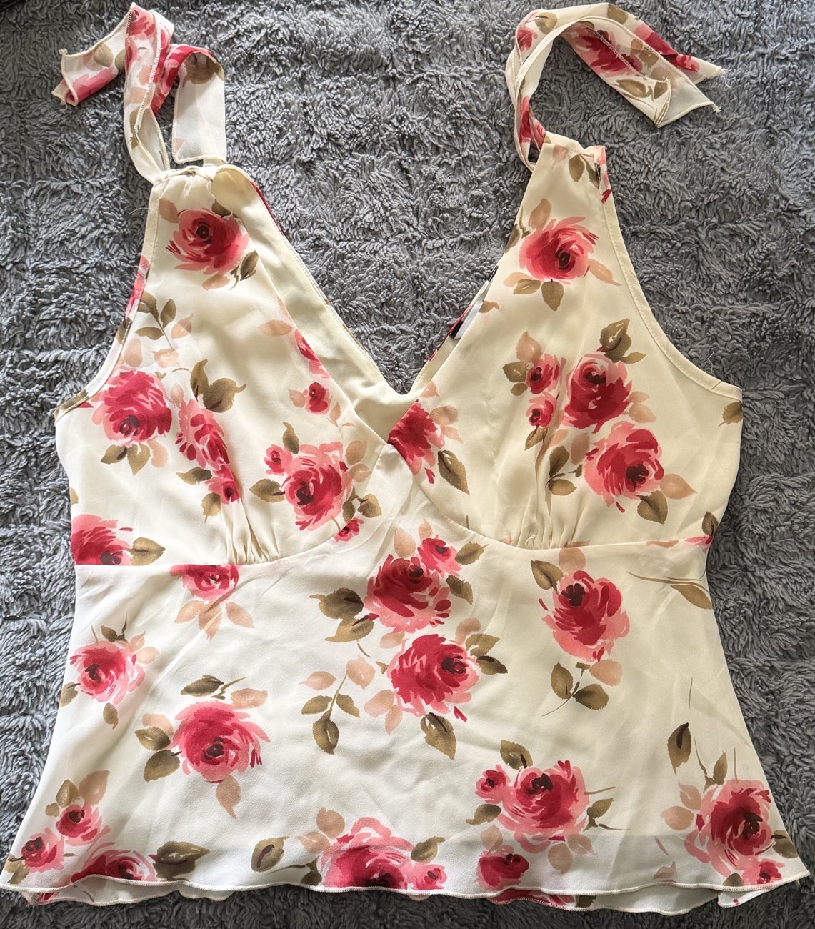 Evie floral top! bought at British Heart Foundation for £3.00