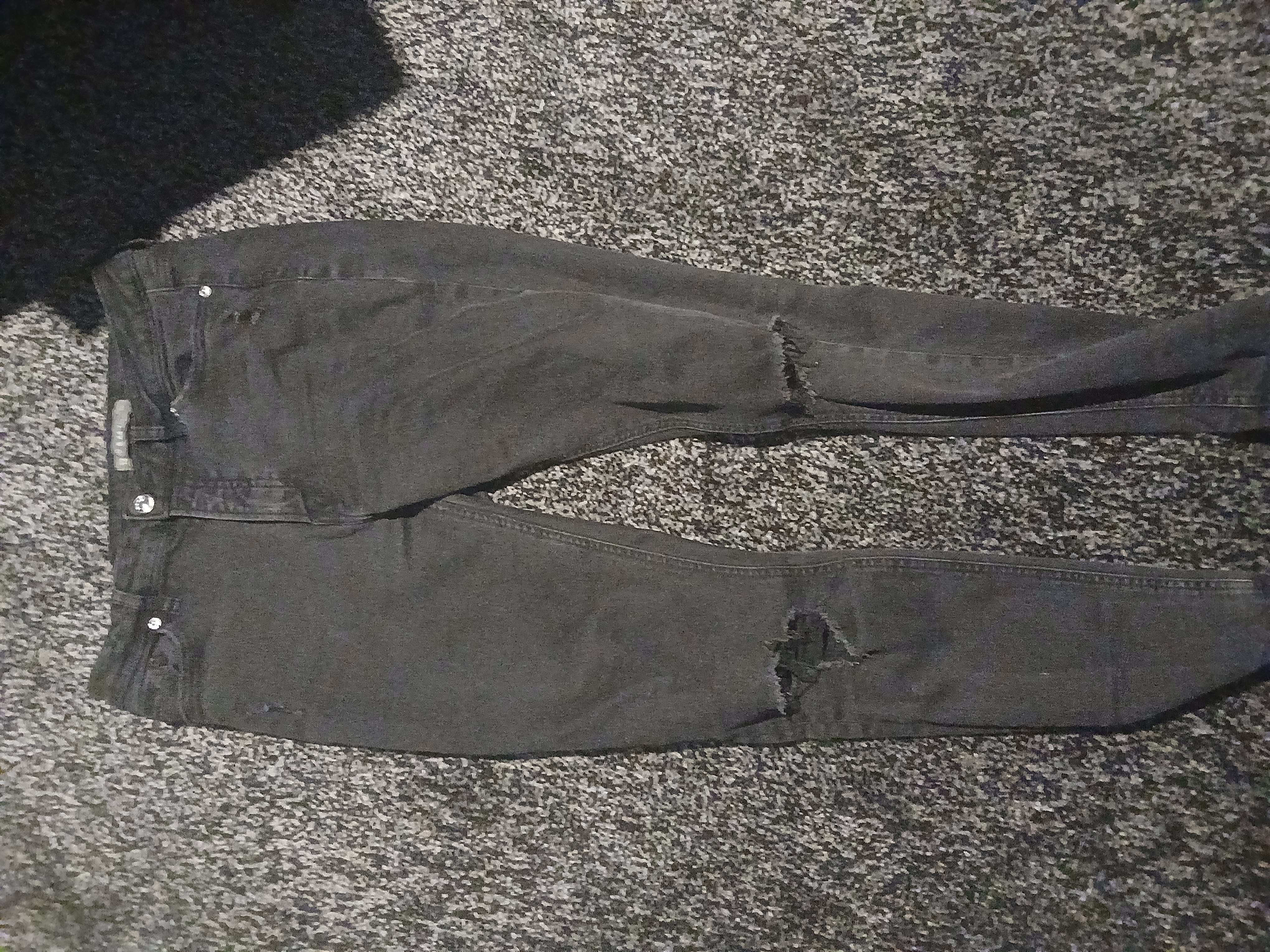 Black Ripped Skinny Jeans (12) product bought at YMCA for £3.00