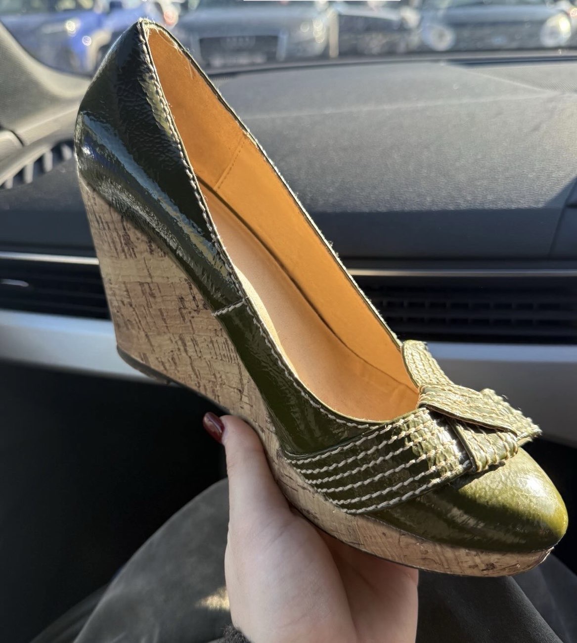 Gorgeous green wedges - perfect for a summer holiday! bought at Barnardo's Donation Centre for Β£2.00
