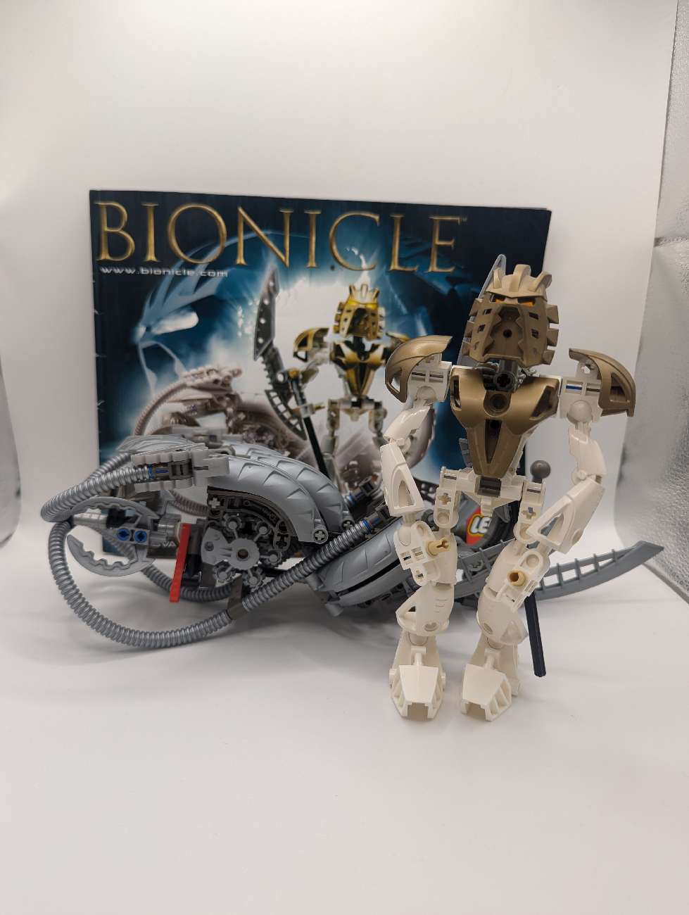 Lego bionicle takanuva 8596 with instructions bought at Cancer Research UK for £7.50