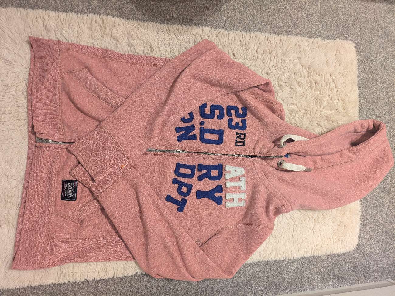 Superdry Pink Hoodie!✨ product bought at Daisy Chain for £8.00