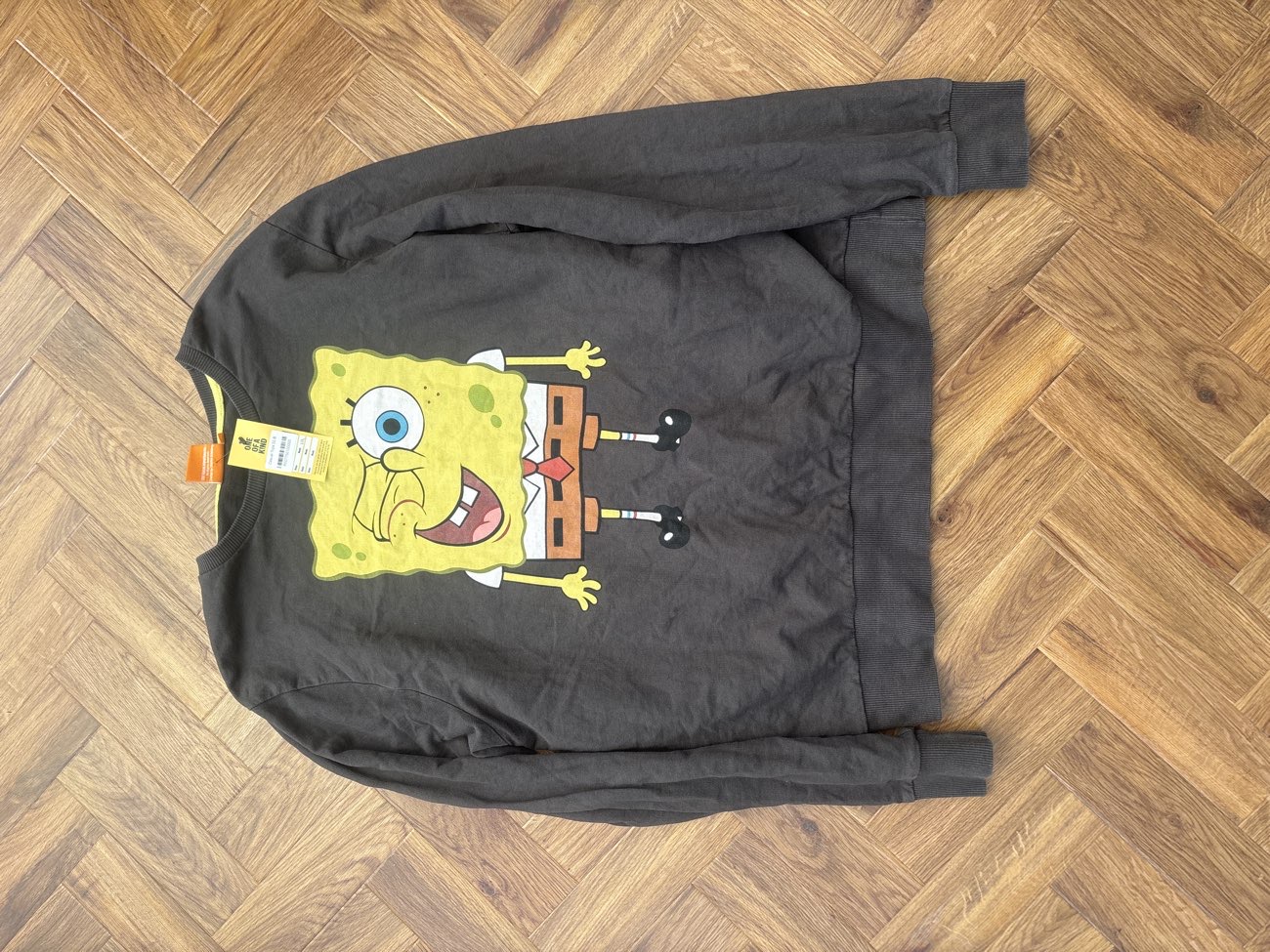 Vintage SpongeBob Jumper bought at Barnardos for £4.80