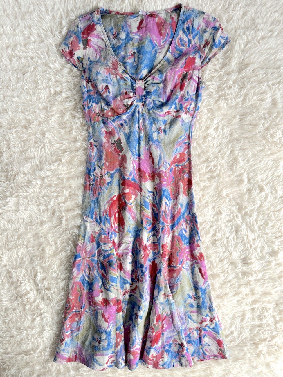 So pretty😍🩷 product bought at British Heart Foundation for £11.00