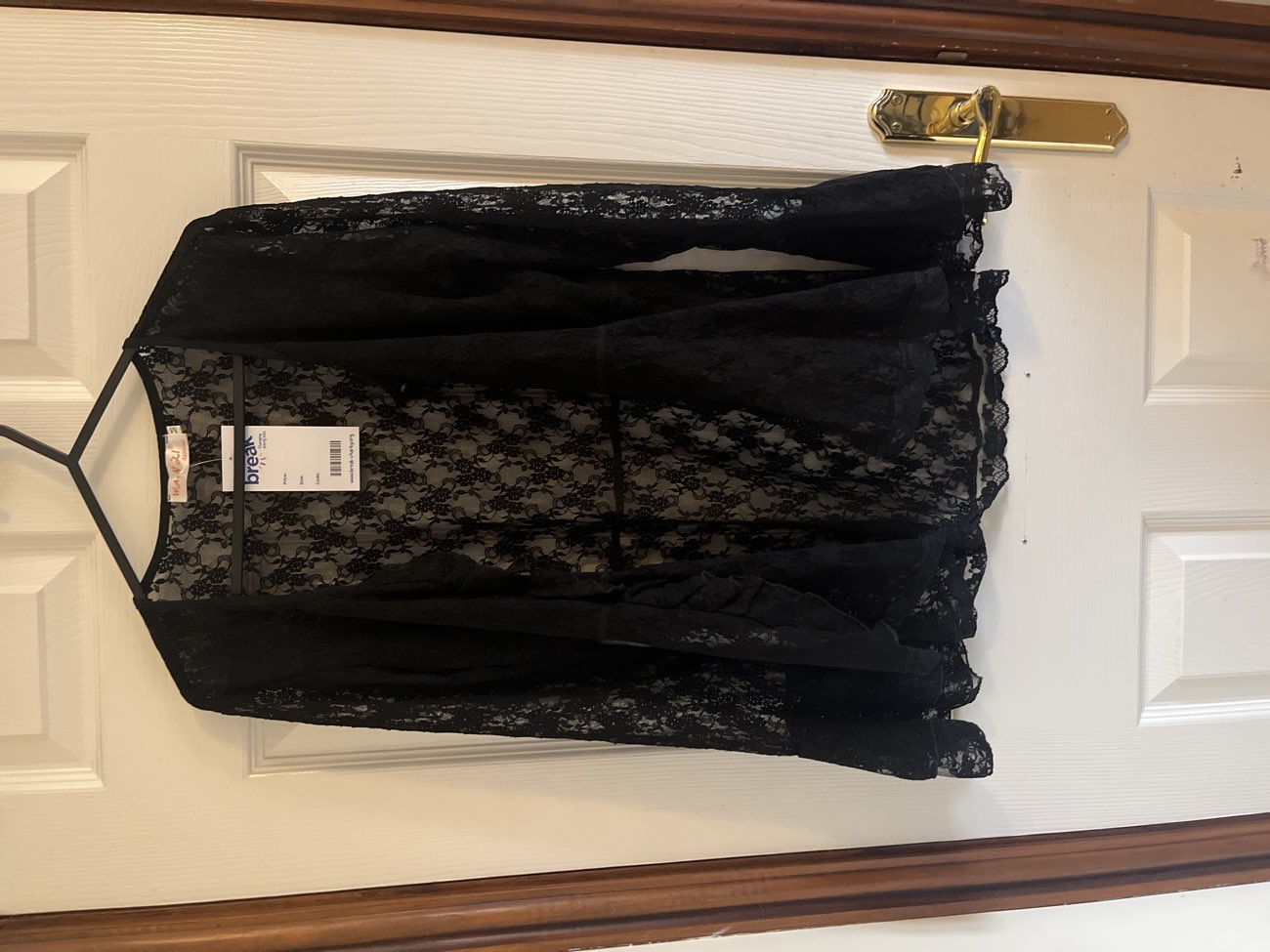 Black lace cardigan & lace top 🖤 bought at Break for £9.50