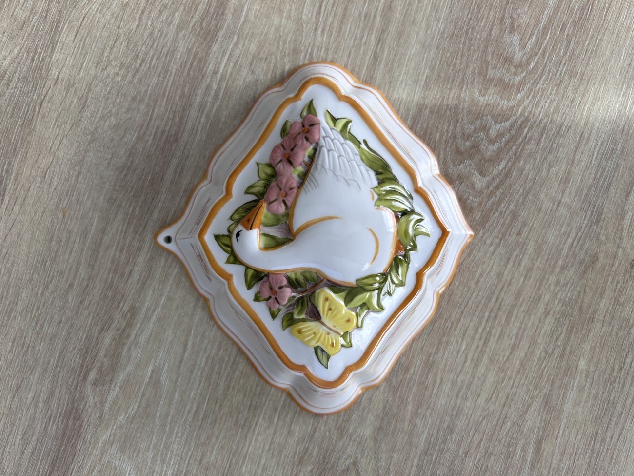 Vintage Mould bought at Rowcroft Hospice Shop for £3.00
