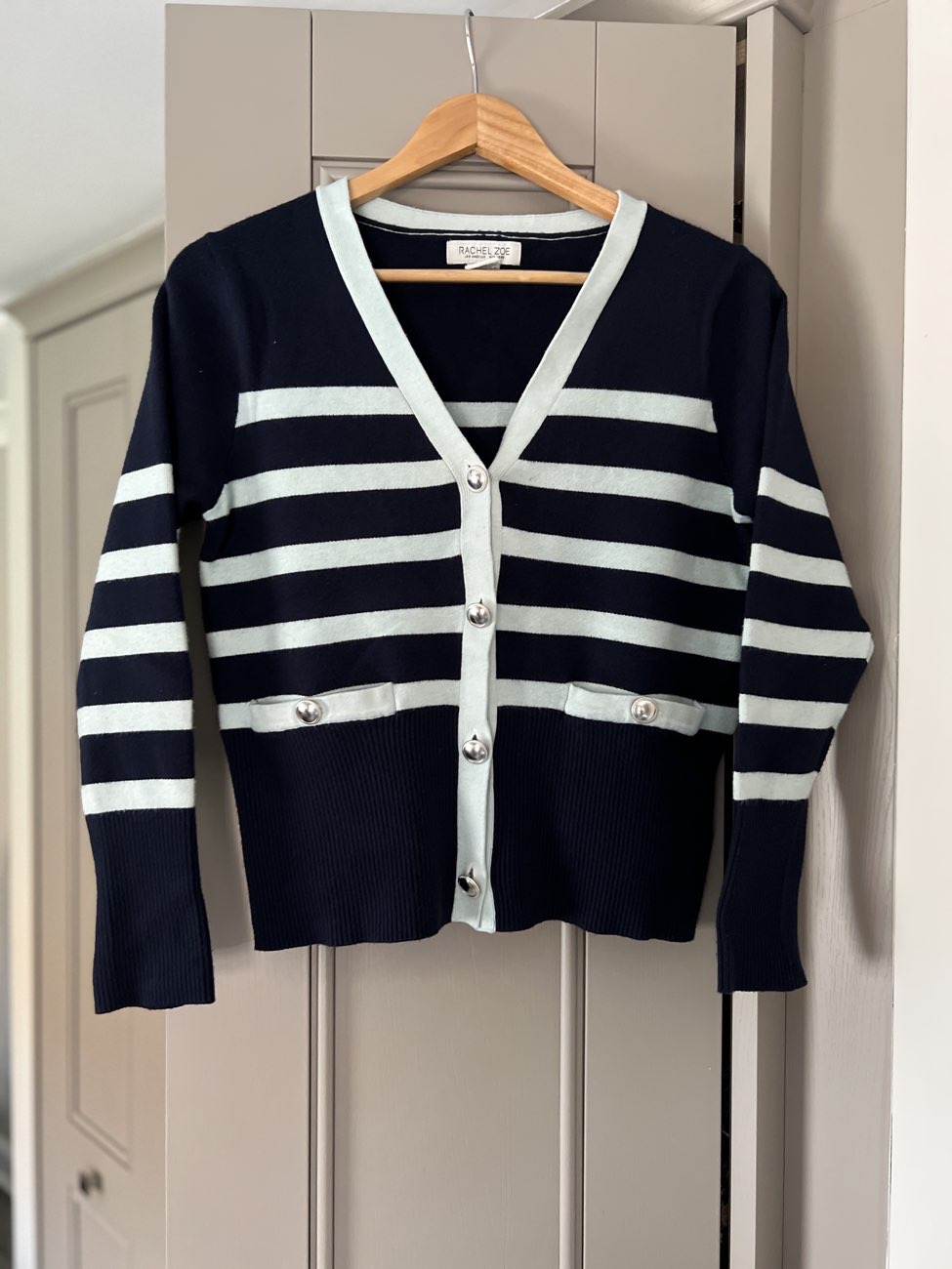 had no bites on Vinted for it - I’m surprised product bought at Sue Ryder for £4.75