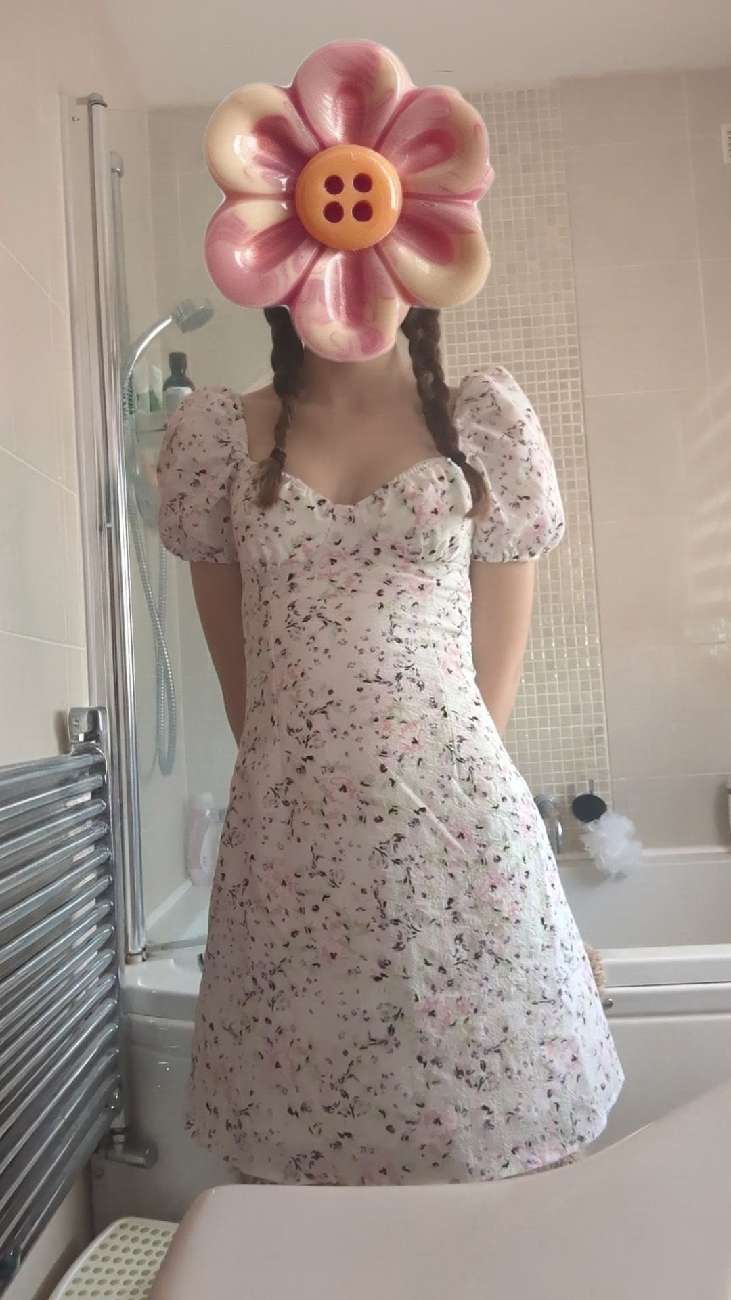 Floral puffy sleeve dress for sale🌷🌼 bought at Mind for £6.00