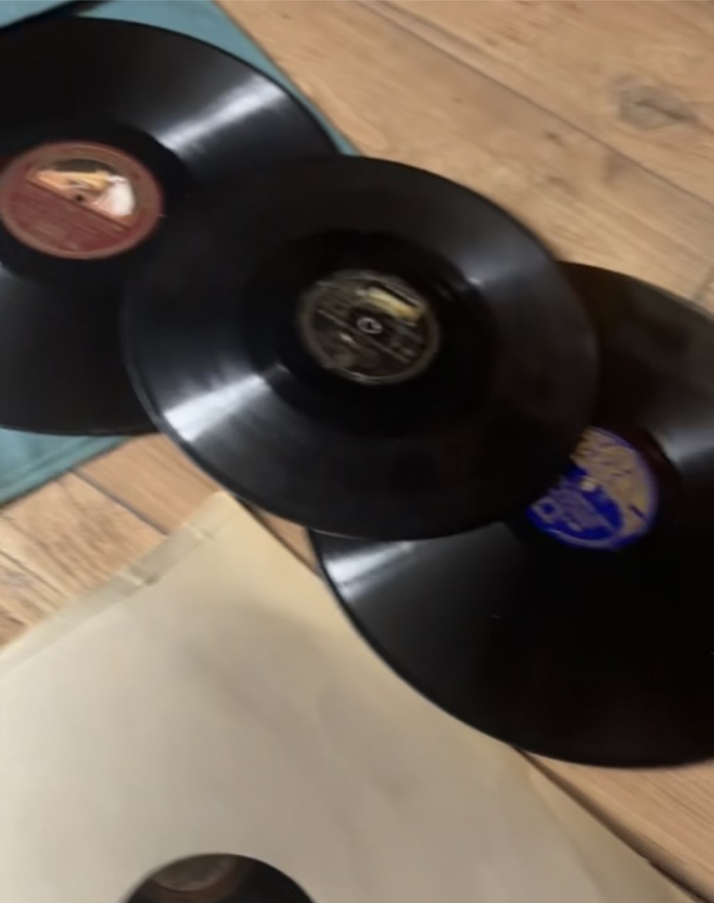 Vintage vinyls ( painted them) product bought at The Salvation Army for £1.00