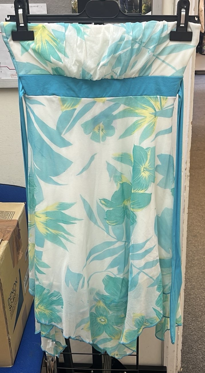 Bought a cute blue and white flowery dress 🩵🤍 bought at Break for £5.00