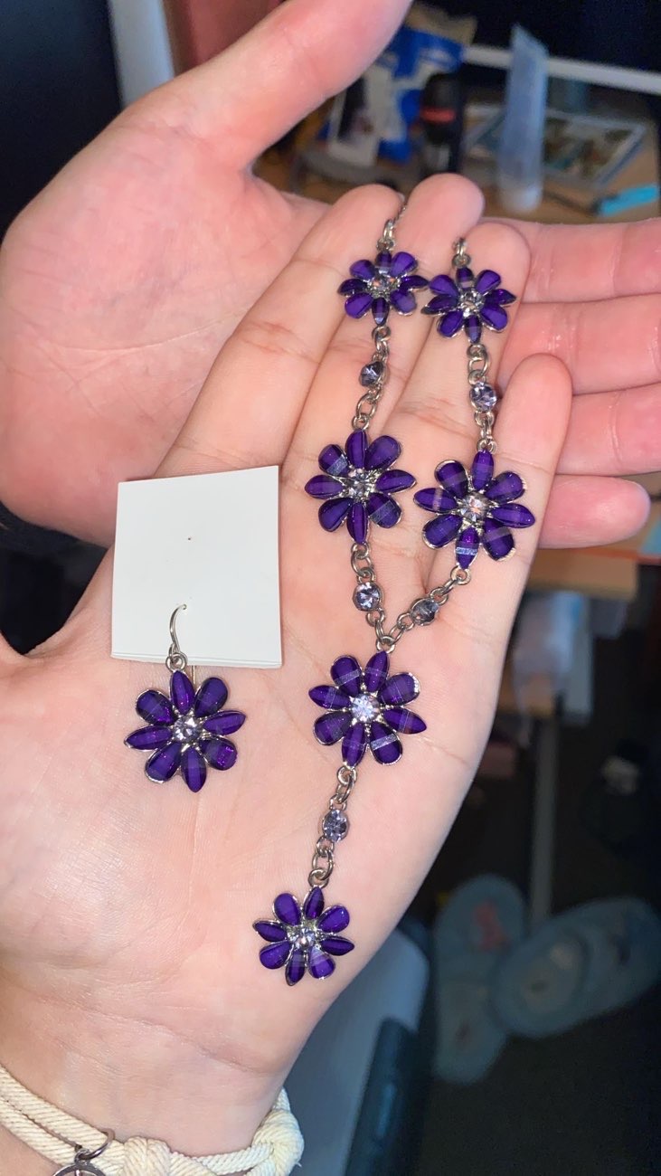 Flower Necklace and the odd matching Earring bought at FYTbus local charity shop for £2.50