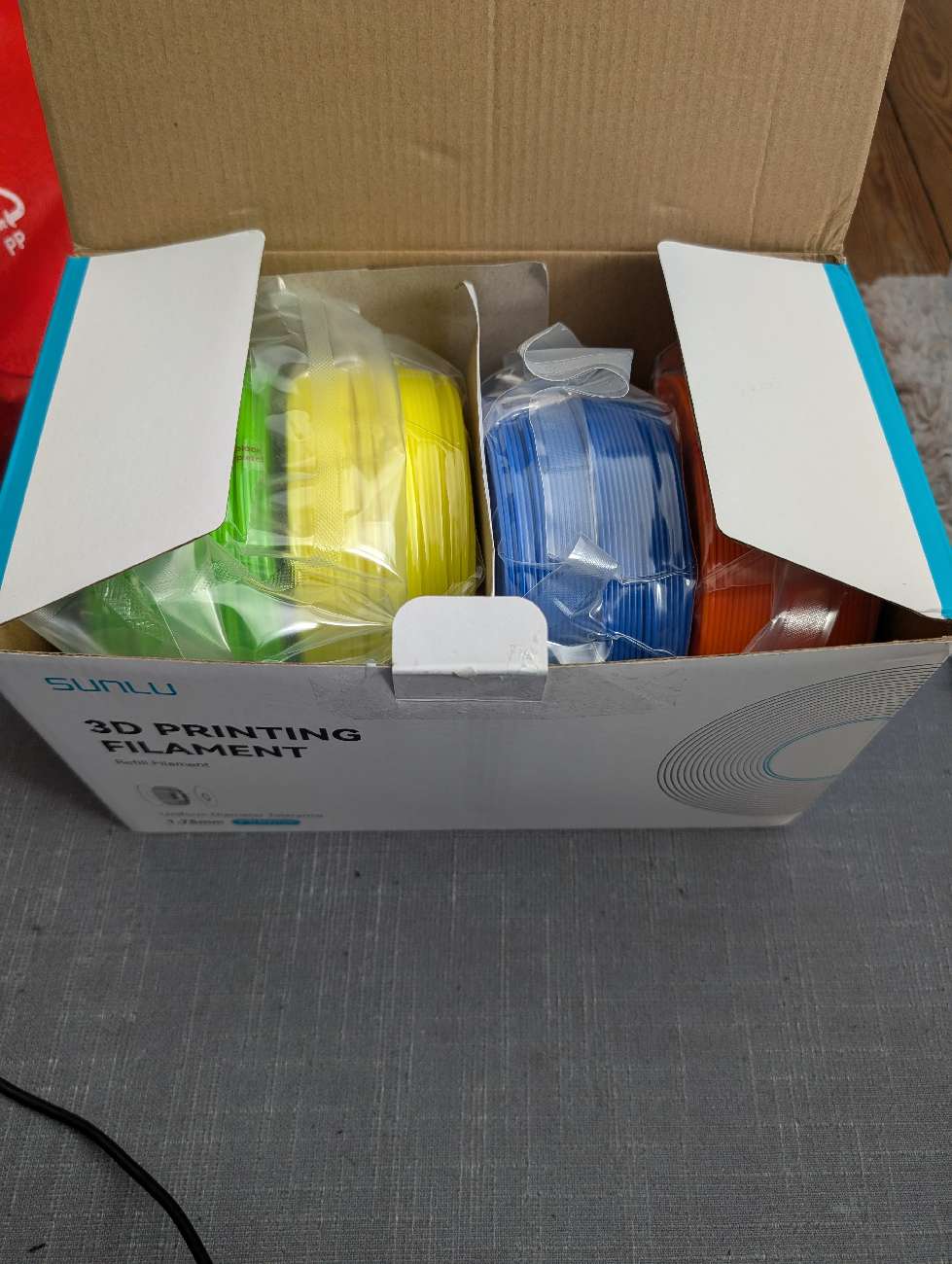 2kg of SUNLU 3D printing filament bought at Sue Ryder for £5.00