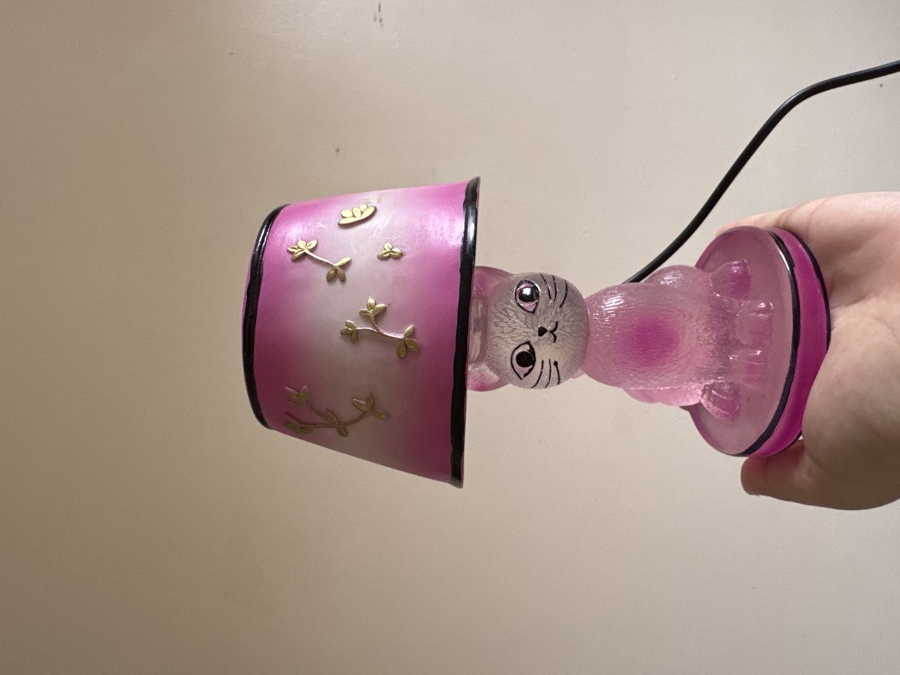 Y2K vintage style kitty lamp bought at Arminghall Car Boot Sale for £0.50