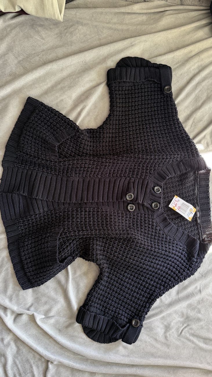 Gorgeous cardigan! product bought at Marie Curie for £2.99