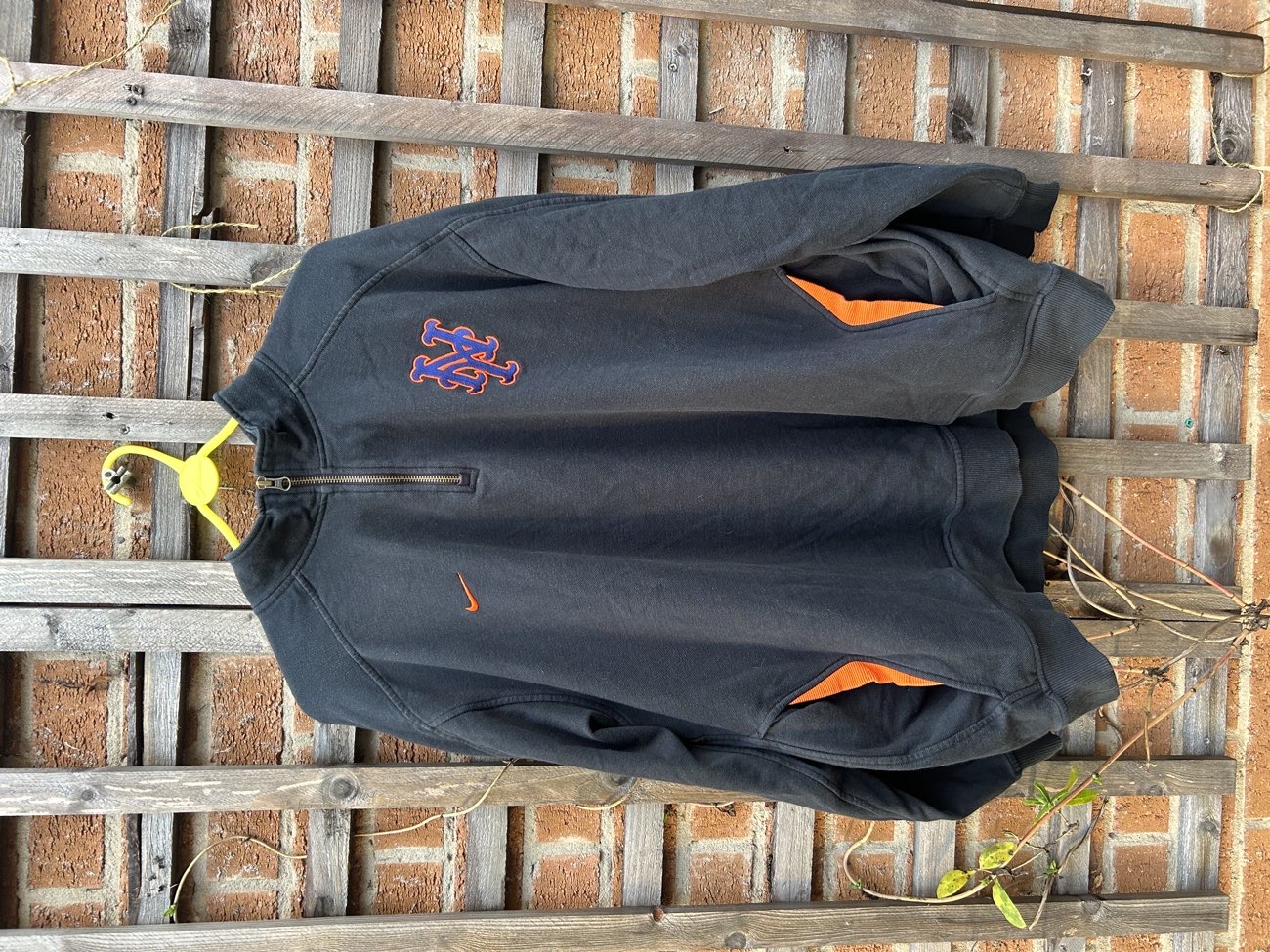 vintage New York mets quarter zip bought at Mencap for £6.00