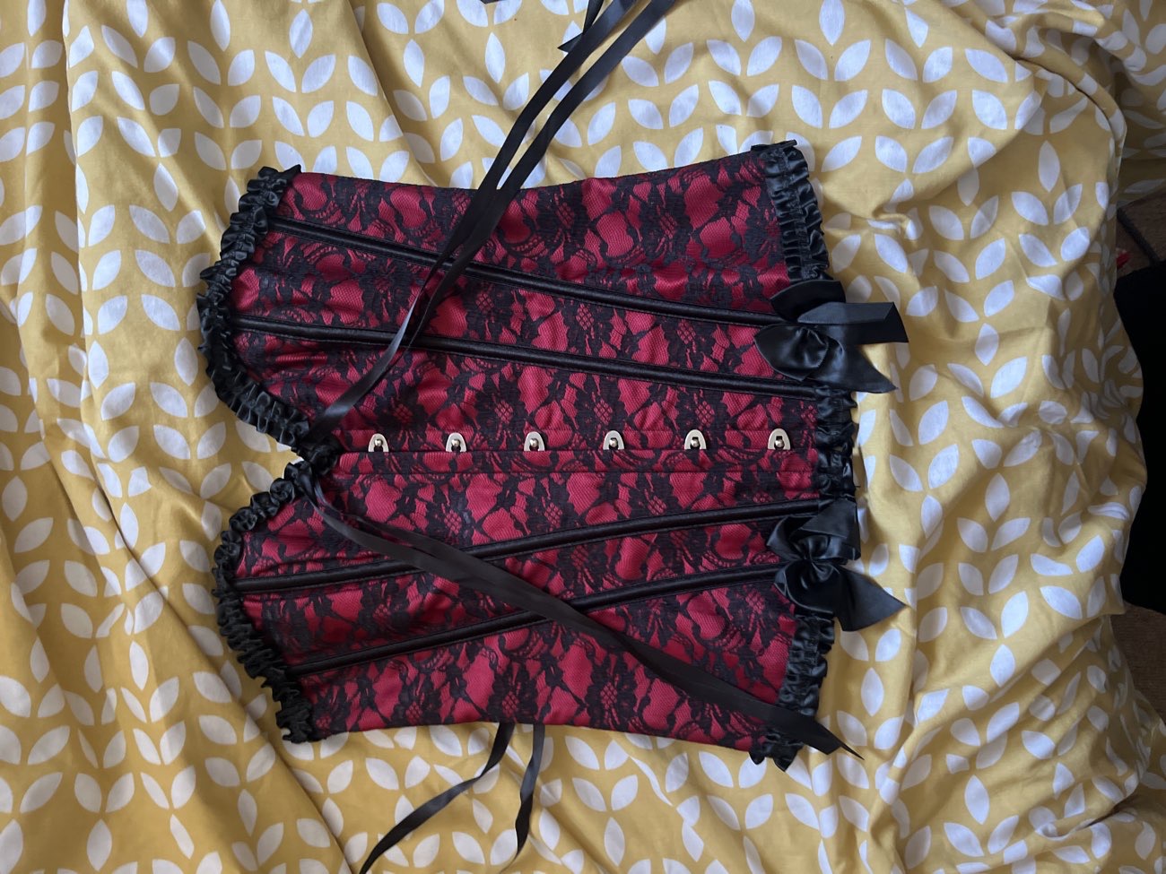 Found another corset 🥹 bought at Age UK Charity Shop for £5.00