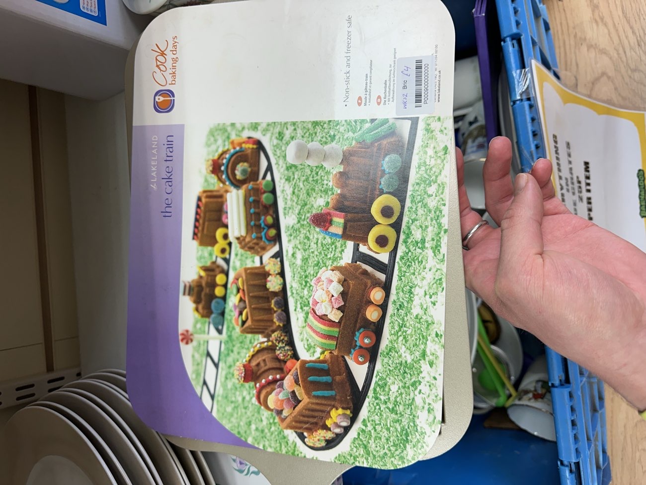 Nordic Ware cake tin product bought at Barnardo's for £4.00
