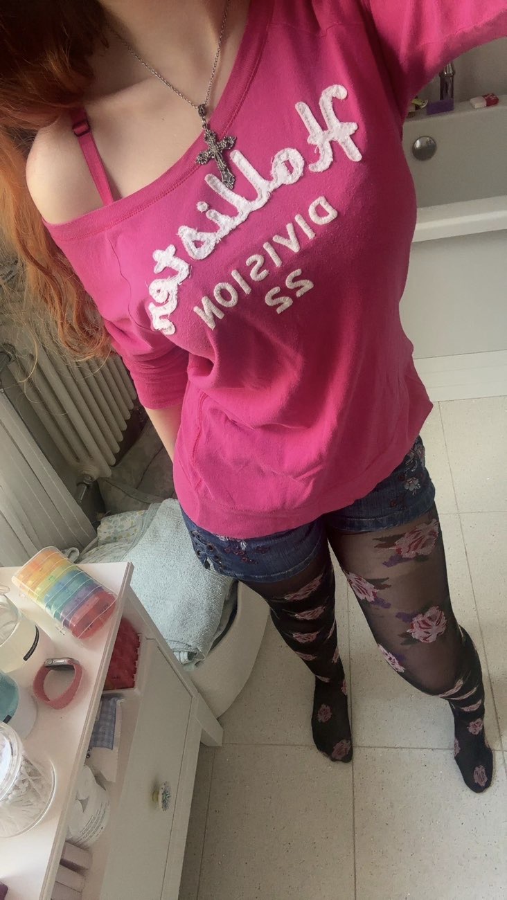 pink Hollister long sleeve product bought at British Heart Foundation for £3.50