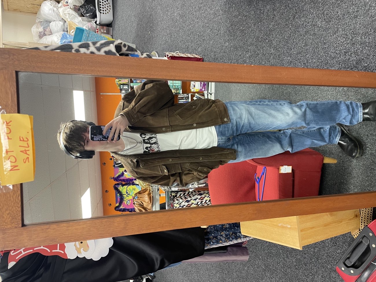 vintage brown leather jacket bought at Yorkshire Cat Rescue Charity Shop Brighouse for £25.00