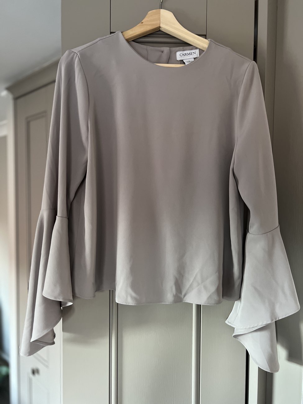 in love with the sleeves! this is all that I got today. everything else was crazily priced bought at British Red Cross for £5.00