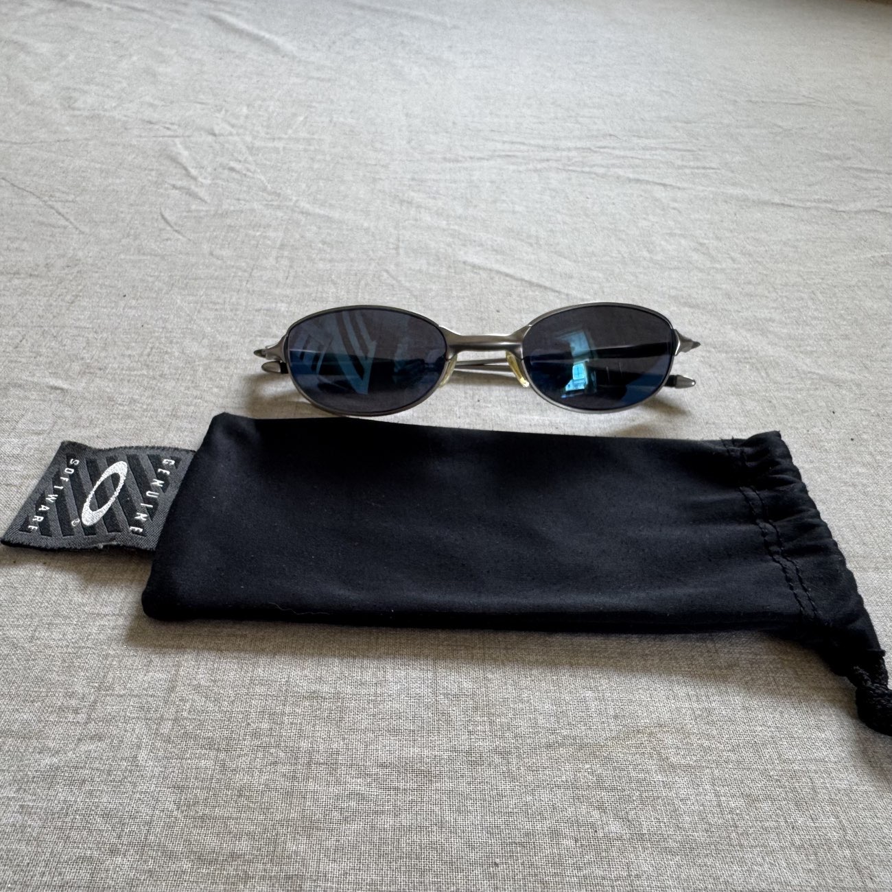 2001 Oakley E Wire 2.1 plasma ice Pultonite sunglasses bought at Thames Hospice for £3.00
