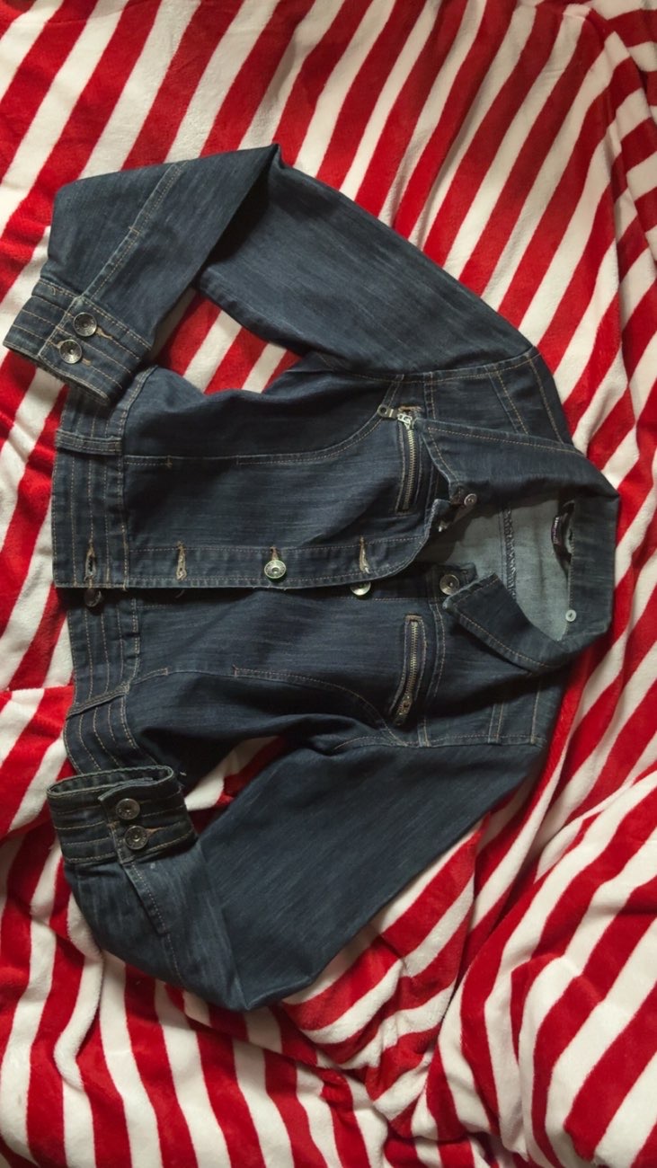 cropped denim jacket w zip pockets bought at Cancer Research UK for £2.00